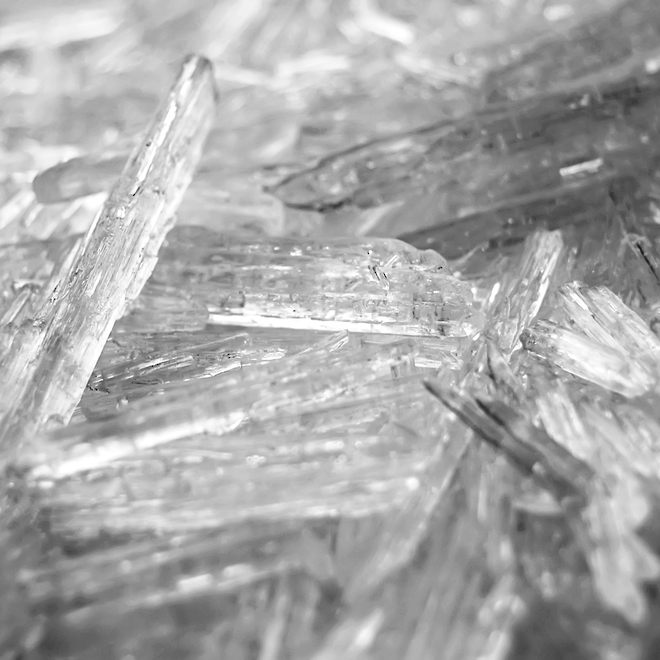 Menthol crystals, certified organic image 0